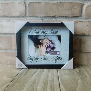 New View Gifts & Accessories "Happily Ever After" Wedding Picture Frame